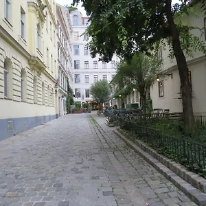 Spittelberg Schrankgasse Apartment