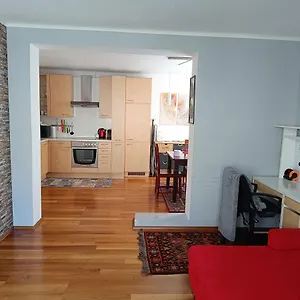  Apartment Moderne Und Schoene Austria