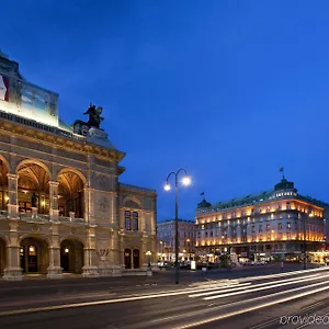 Bristol, A Luxury Collection Hotel, Szálloda
