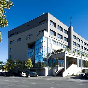 Hotel Penz West ****